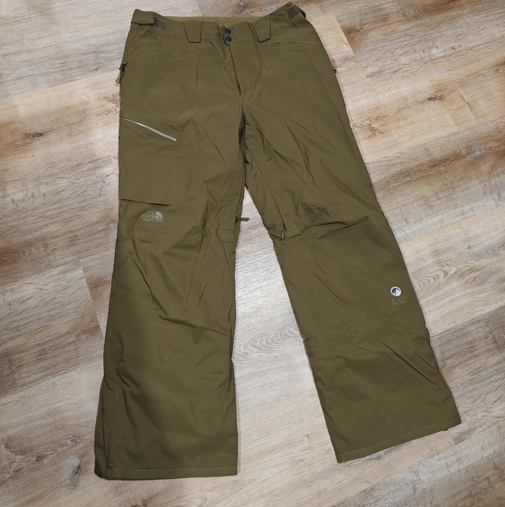 North Face Freedom Snowpant - Steep Series - Dryvent - Mens L - EUC - No Flaws!!